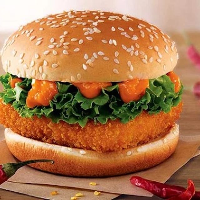 Chilly Paneer Burger.