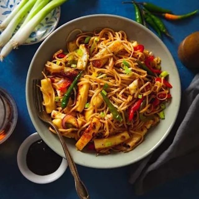 Paneer Hakka Noodles.