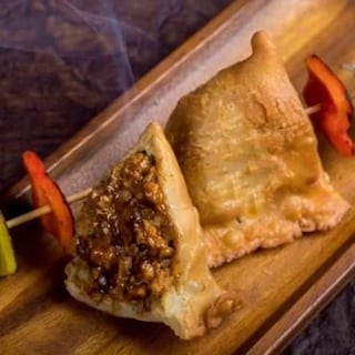 Samosa With Chicken